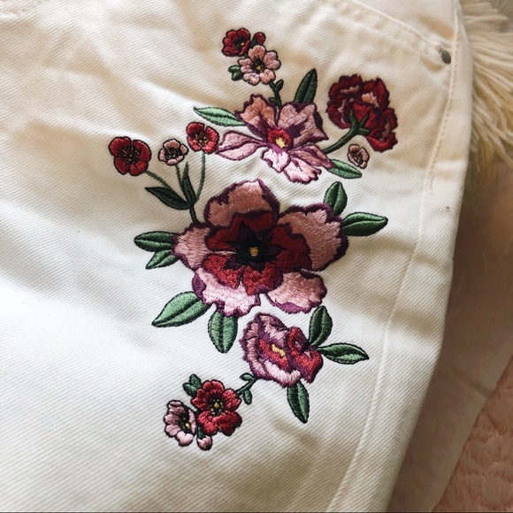 Pacsun White Denim Skirt with Floral Accents - Picture 2 of 4
